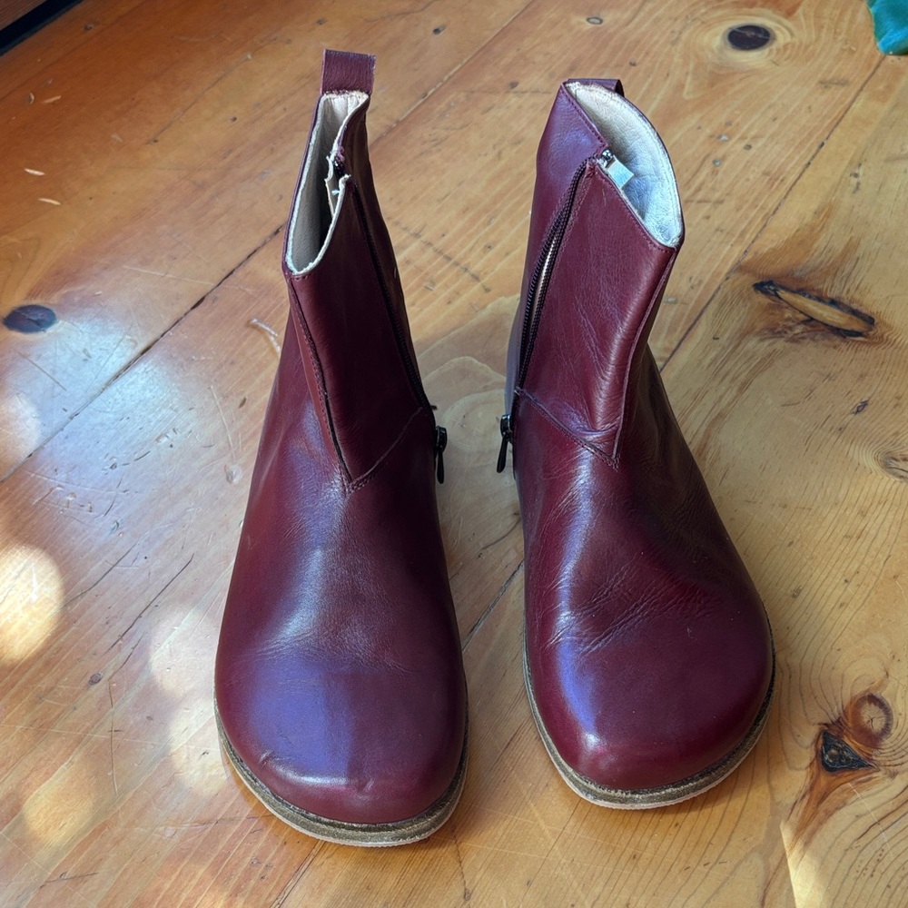 Pelanir Zip Barefoot Boots